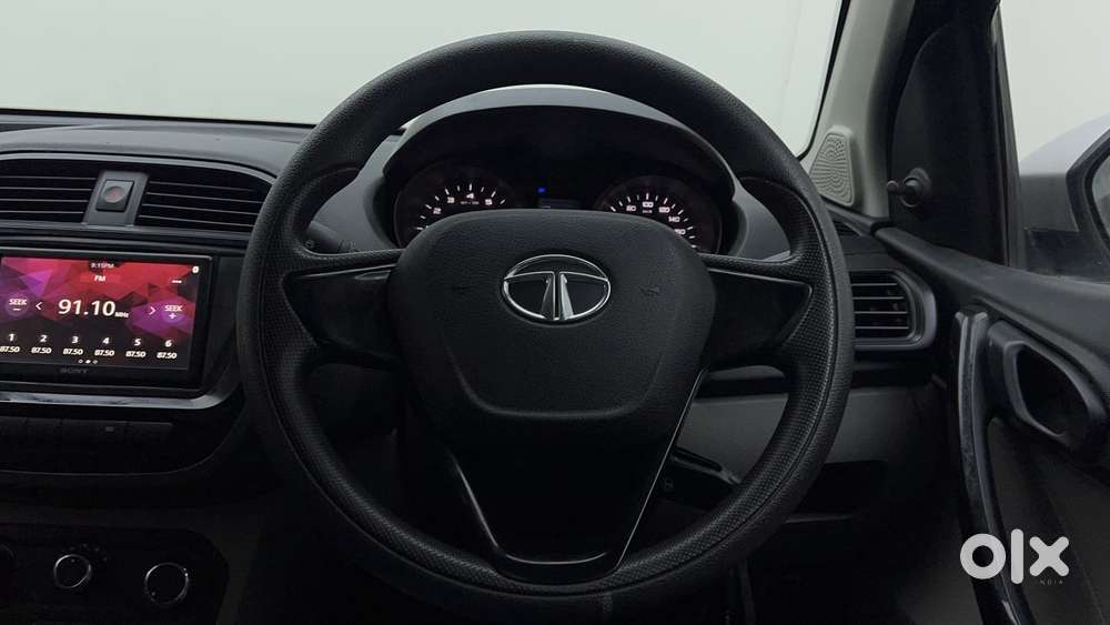 Tata Tiago 1.2 Revotron Xm, 2018, Petrol