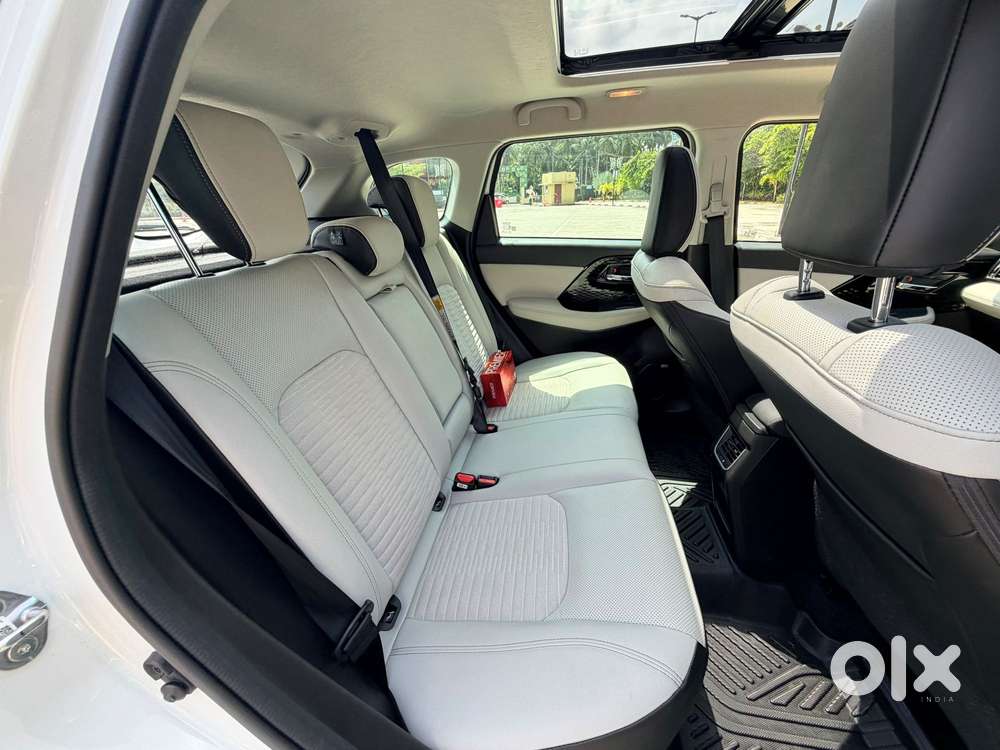 Maruti Suzuki Victoris Zxi Plus(o) At, 2026, Cng & Hybrids