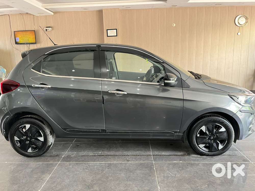 Tata Tiago Xt Icng, 2025, Cng & Hybrids