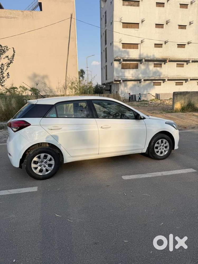 Hyundai I20 Sportz 1.2 Bs-iv, 2017, Petrol