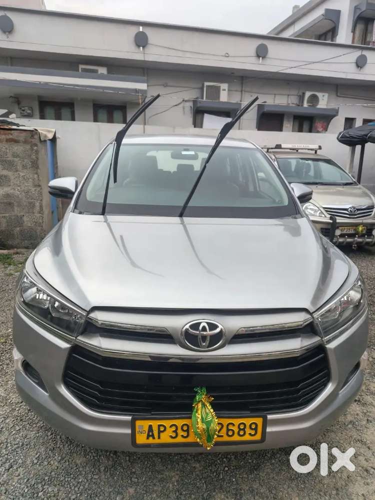 Toyota Innova Crysta G 8 2019