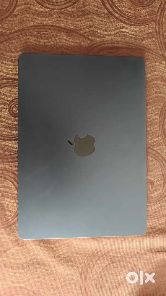 Macbook Air M2 Mint condition