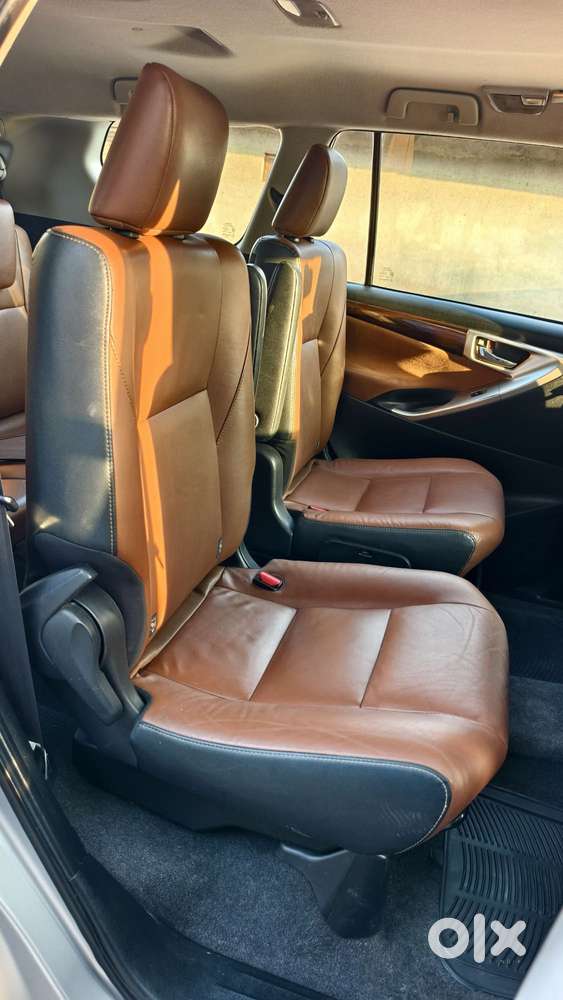 Toyota Innova Crysta 2.8z Automatic, 2017, Diesel