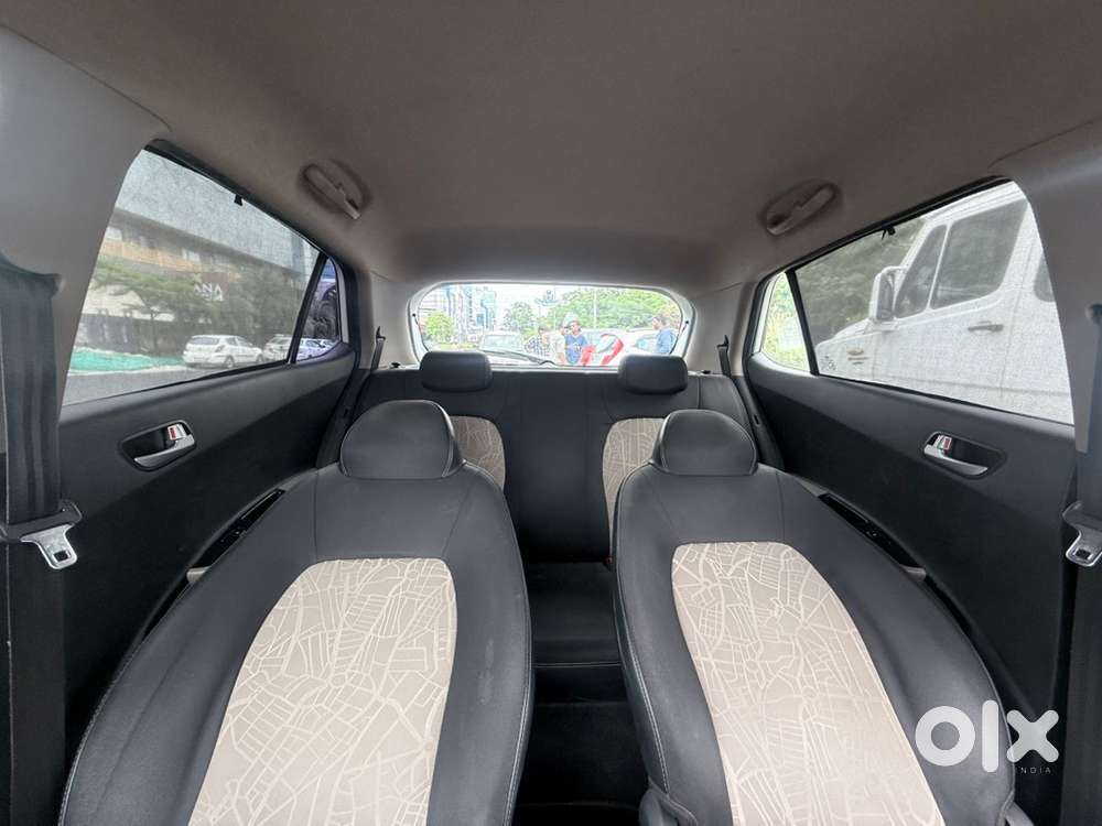 Hyundai Grand I10 Petrol At Top Model