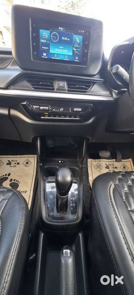 Maruti Suzuki New-gen Swift Zxi, 2024, Petrol