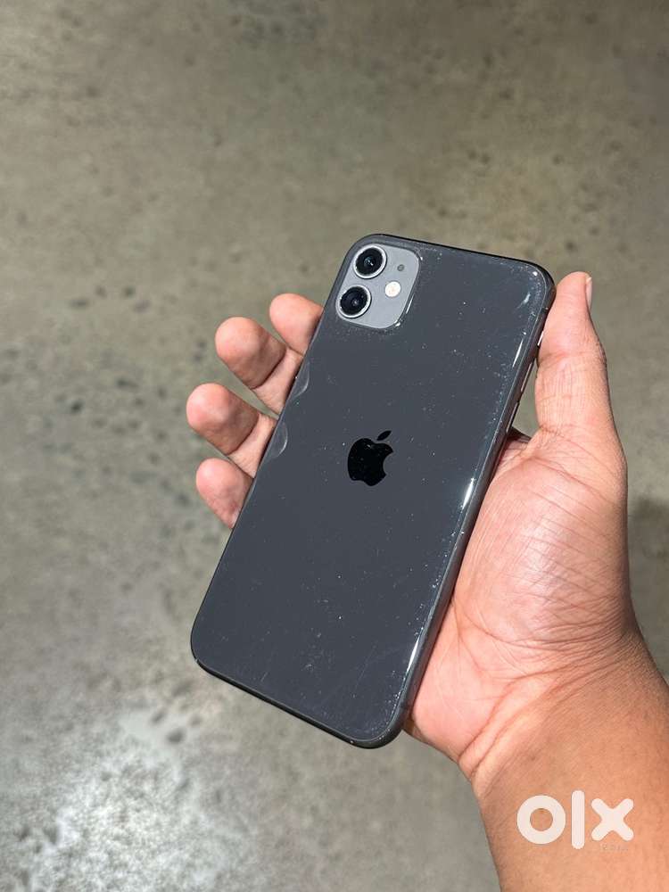 iPhone 11 black