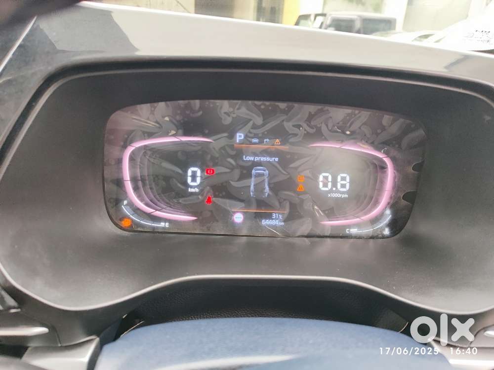 Kia Carens 1.5 Luxury Plus Diesel 6 Str, 2022, Diesel