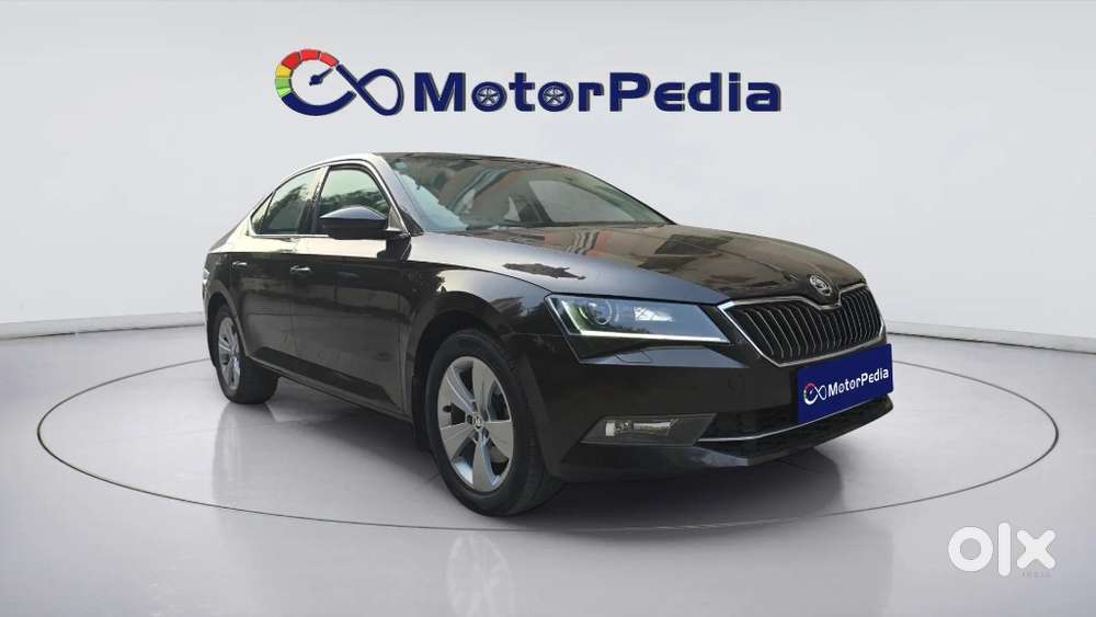 Skoda Superb Style 1.8 Tsi At, 2018, Petrol