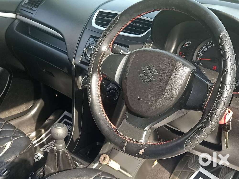 Maruti Suzuki Swift Lxi Optional-o, 2016, Petrol
