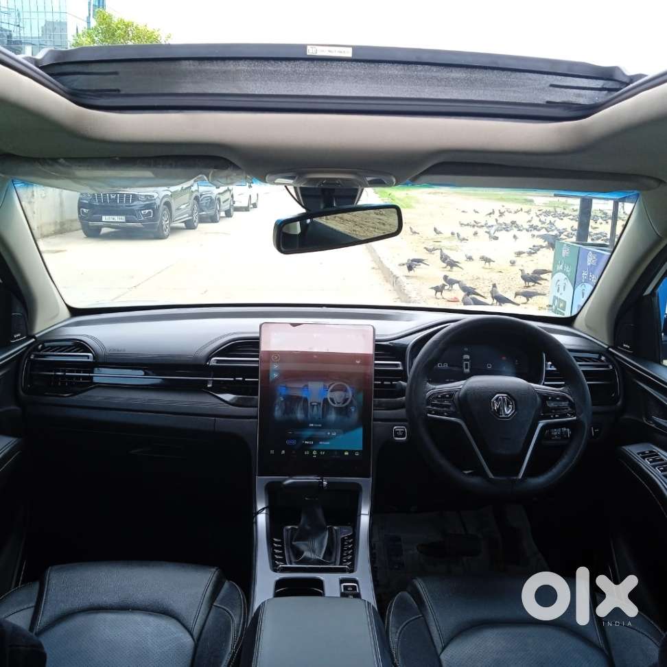 Mg Hector Plus, 2025, Petrol