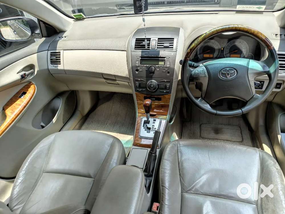 Toyota Corolla Altis 2009 Model Automatic V