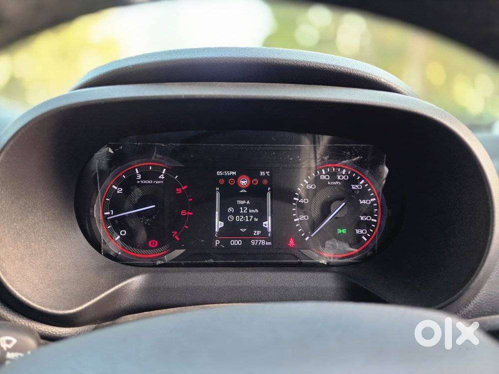 Mahindra Thar Roxx Mx5 Rwd Diesel At, 2024, Diesel