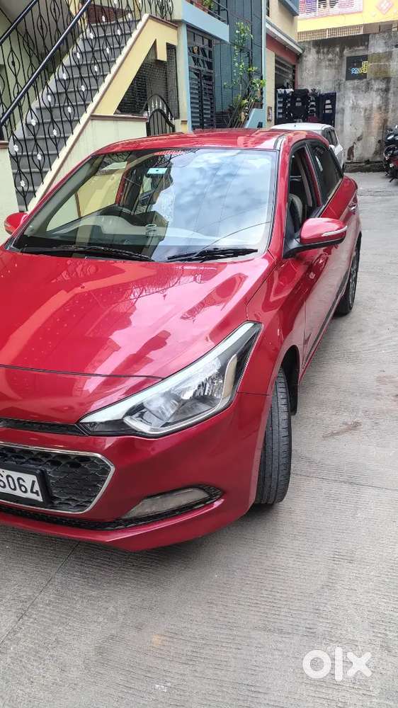 Hyundai I20 2015 Petrol Well Maintained Good Condition