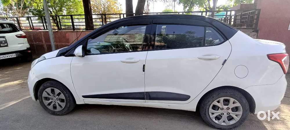 Hyundai Xcent 2015 Diesel 65000 Km Driven