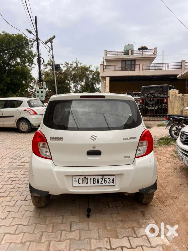 Celeio White Colour Non Accident Car Company Record