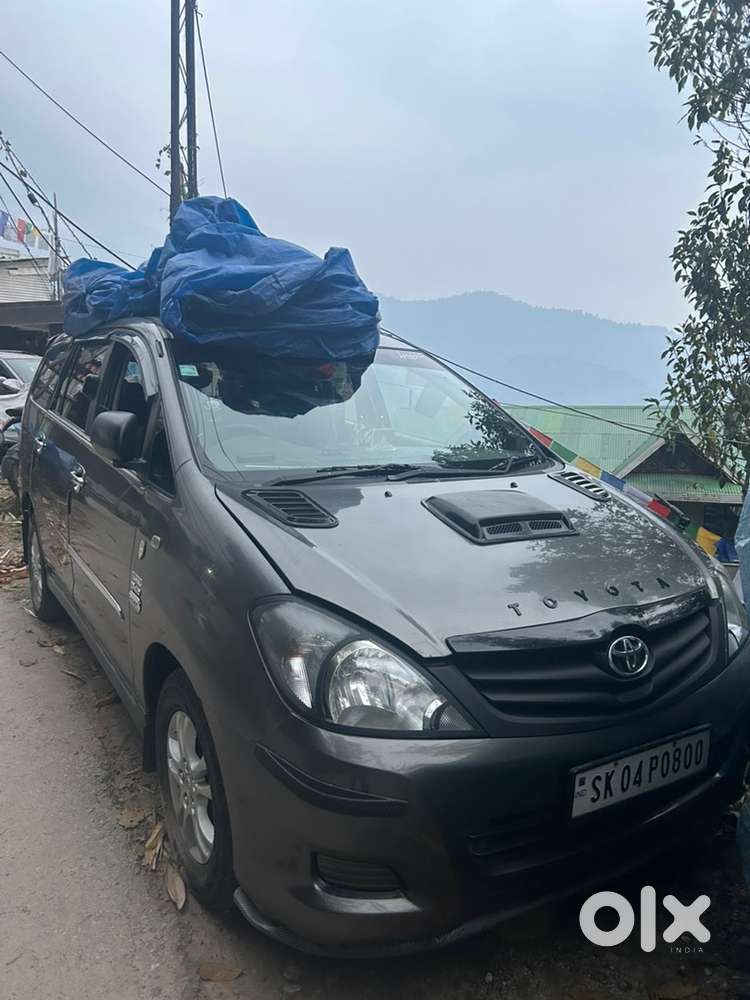 Toyota Innova 2010 Diesel Well Maintained