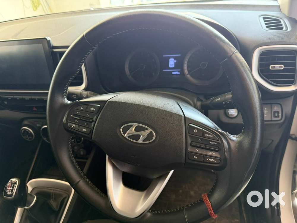 Hyundai Venue Petrol 2019 Top Modal Ex O