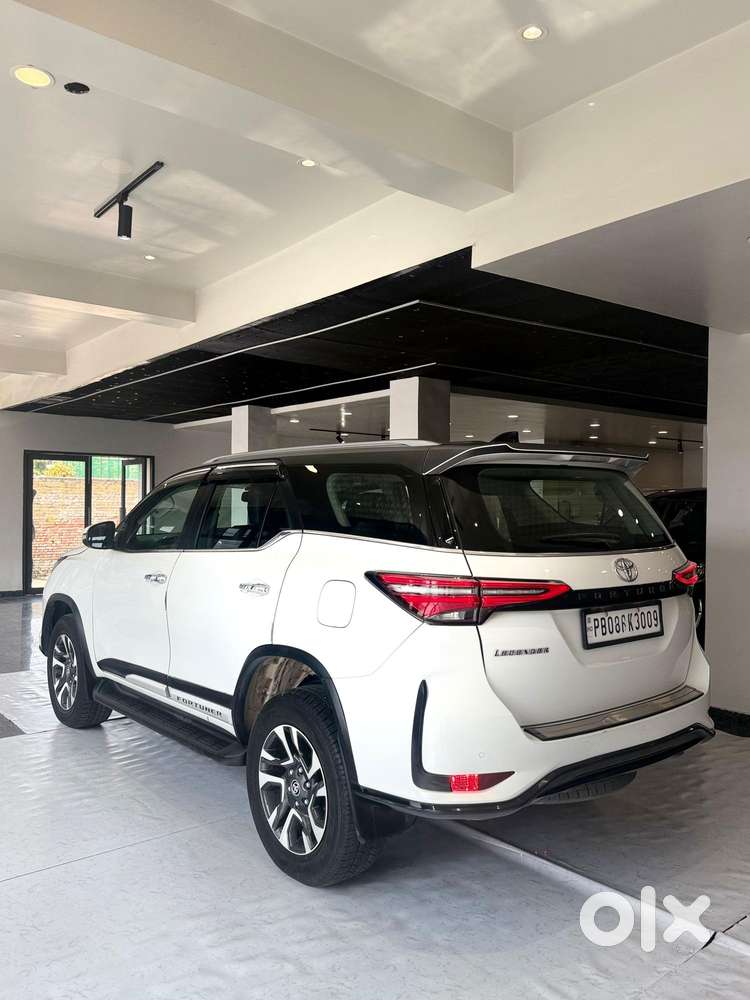 Toyota Fortuner Legender 4x2 At 2.8, 2024, Diesel