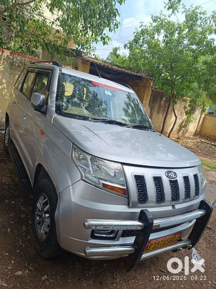 Mahindra Tuv 300 Diesel 2017 Model