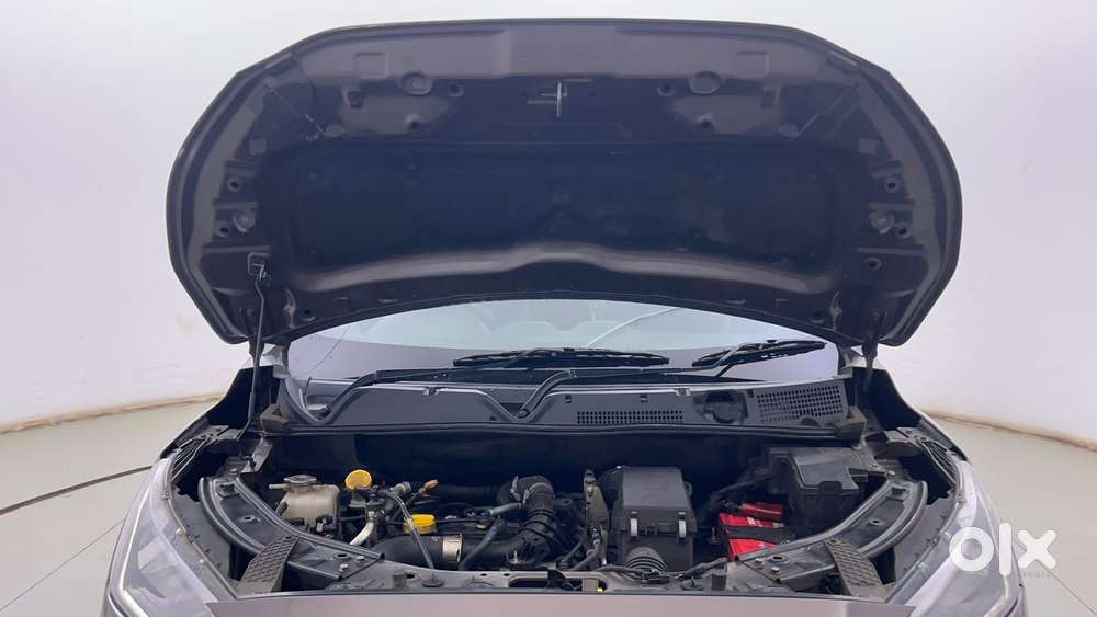 Nissan Magnite Xv Turbo, 2022, Petrol