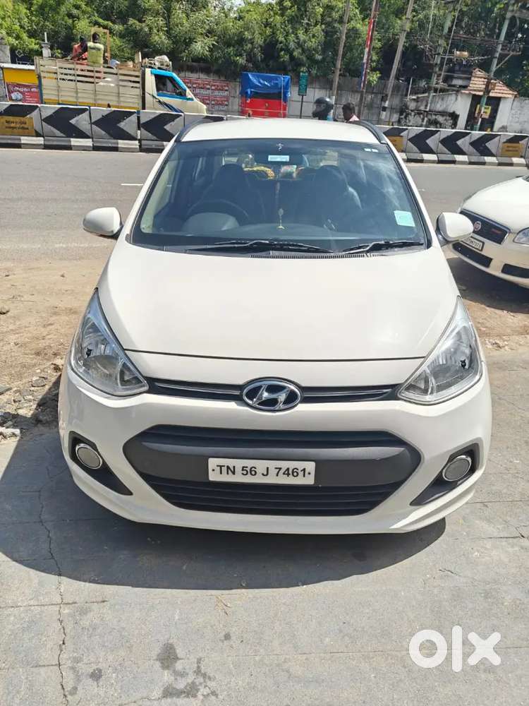 Hyundai Grand I10 2016 Petrol 65000 Km Driven