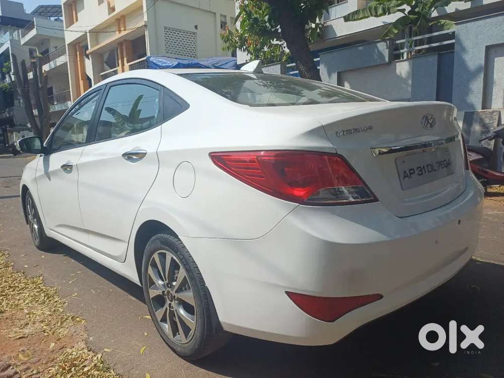 Hyundai Verna 2016 Diesel 109000 Km Driven