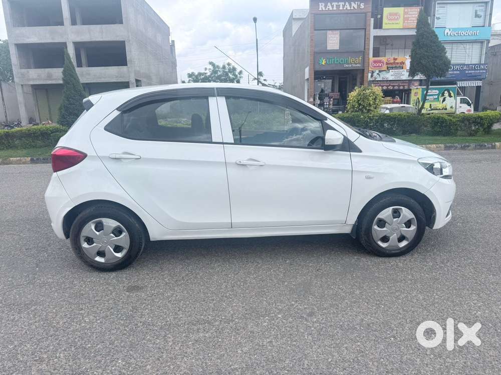 Tata Tiago Xz, 2018, Petrol
