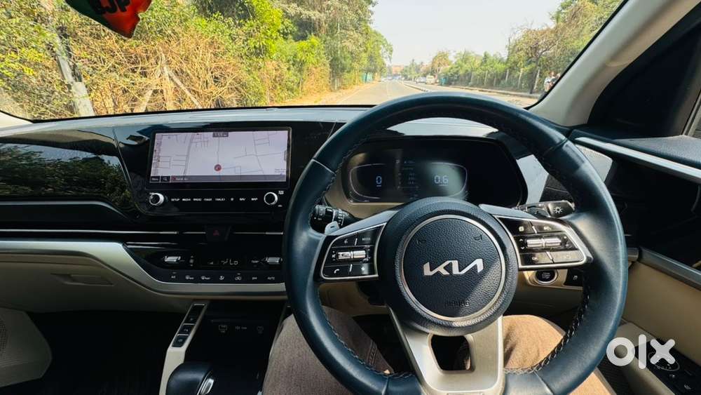 Kia Carens Petrol Good Condition , First Owner Kia