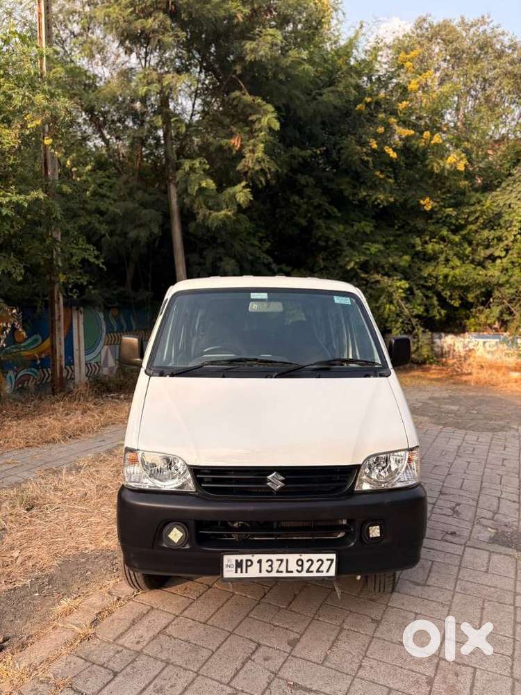 Maruti Suzuki Eeco 1.2 7 Str Std(o), 2024, Cng & Hybrids