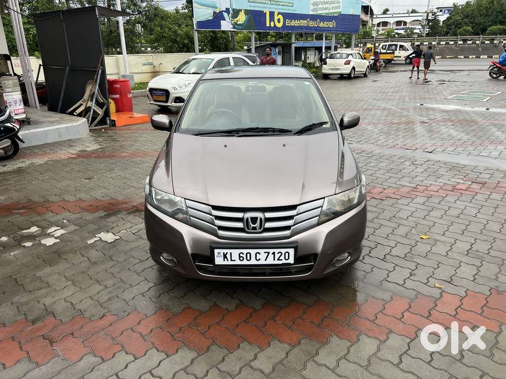 Honda City 2011-2013 V At Exclusive, 2011, Petrol