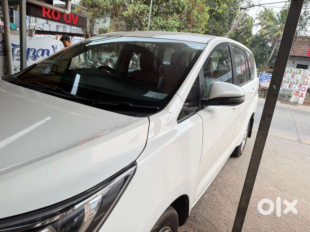 Toyota Innova Crysta