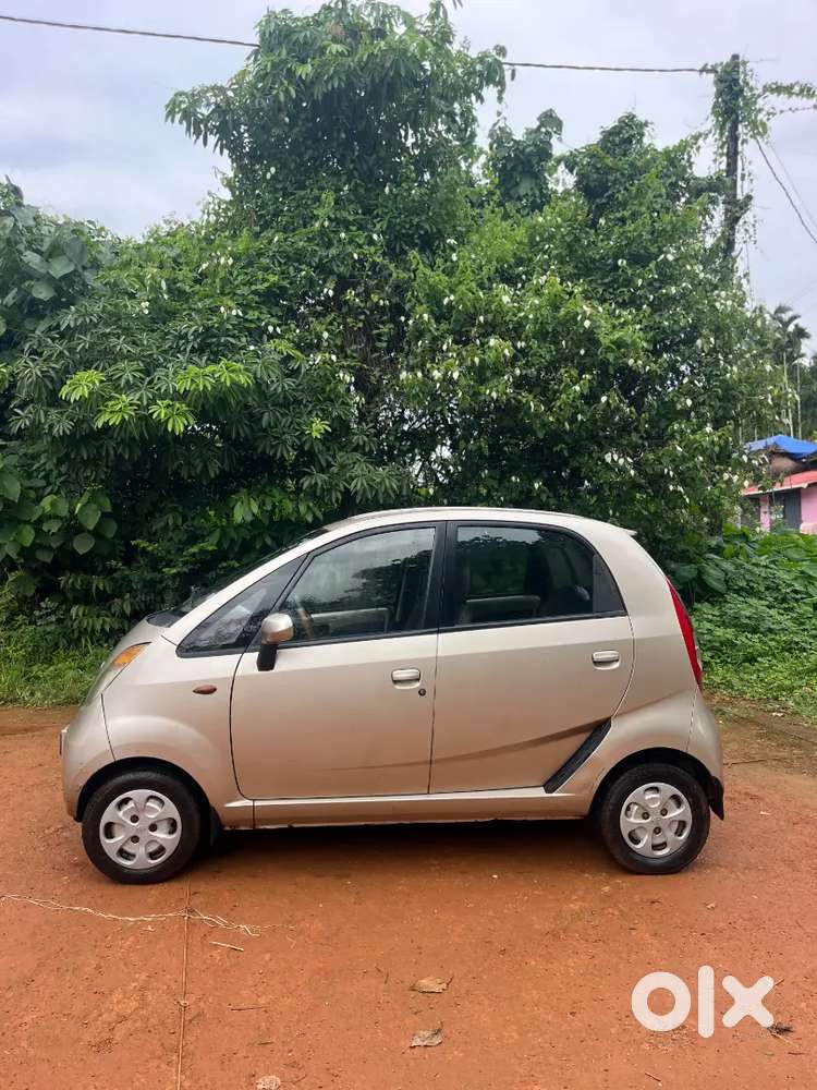 Tata Nano Lx 2012