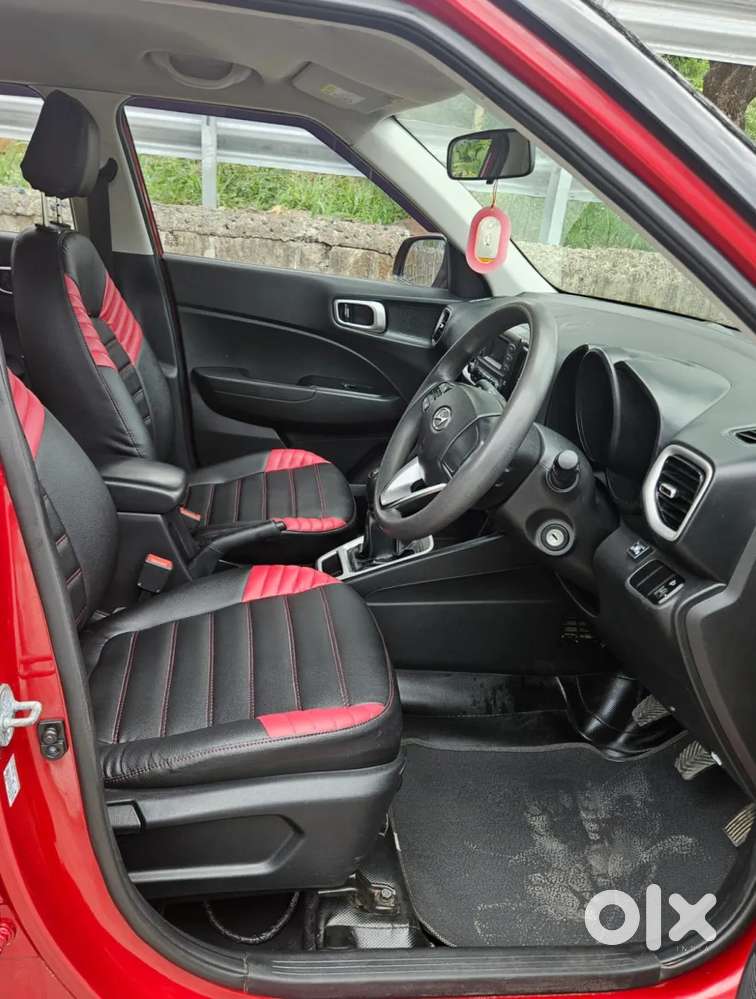 Hyundai Venue S 1.2 Petrol, 2021, Petrol