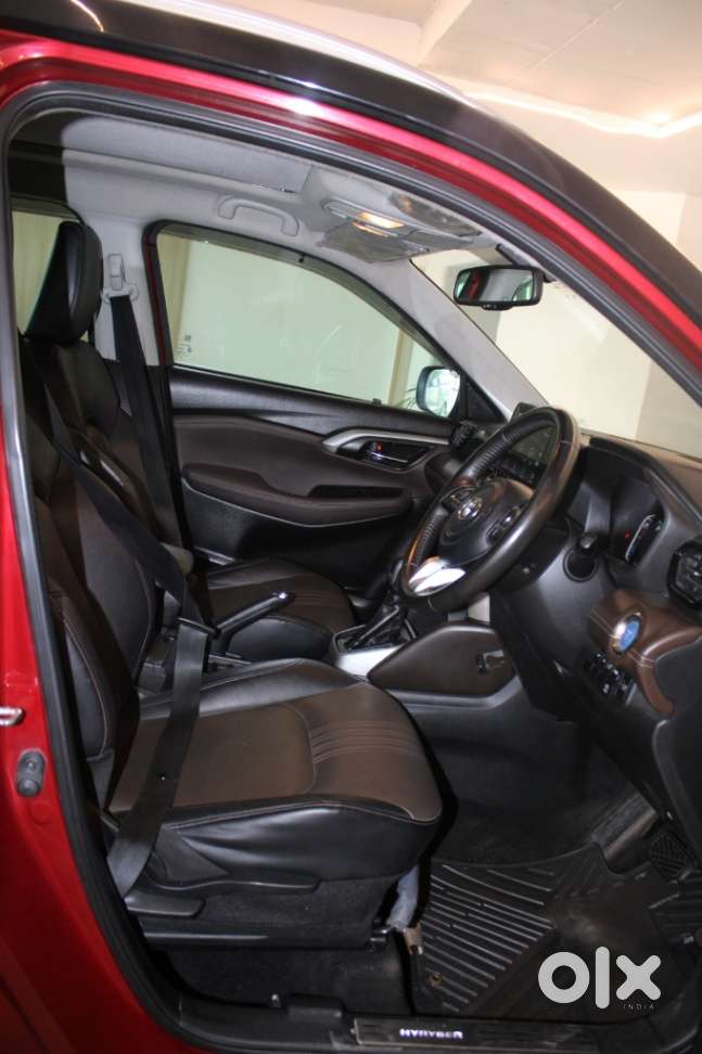 Toyota Urban Cruiser Hyryder 1.5 V Hybrid, 2022, Petrol