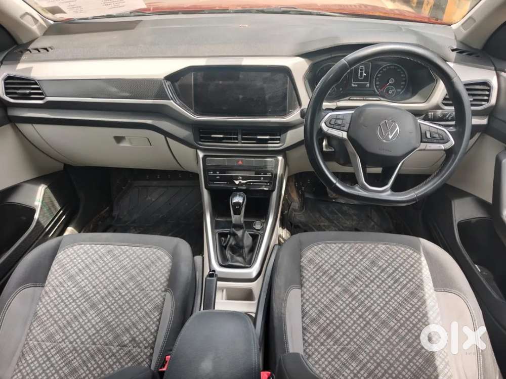 Volkswagen Taigun 1.0 Tsi Highline At, 2022, Petrol