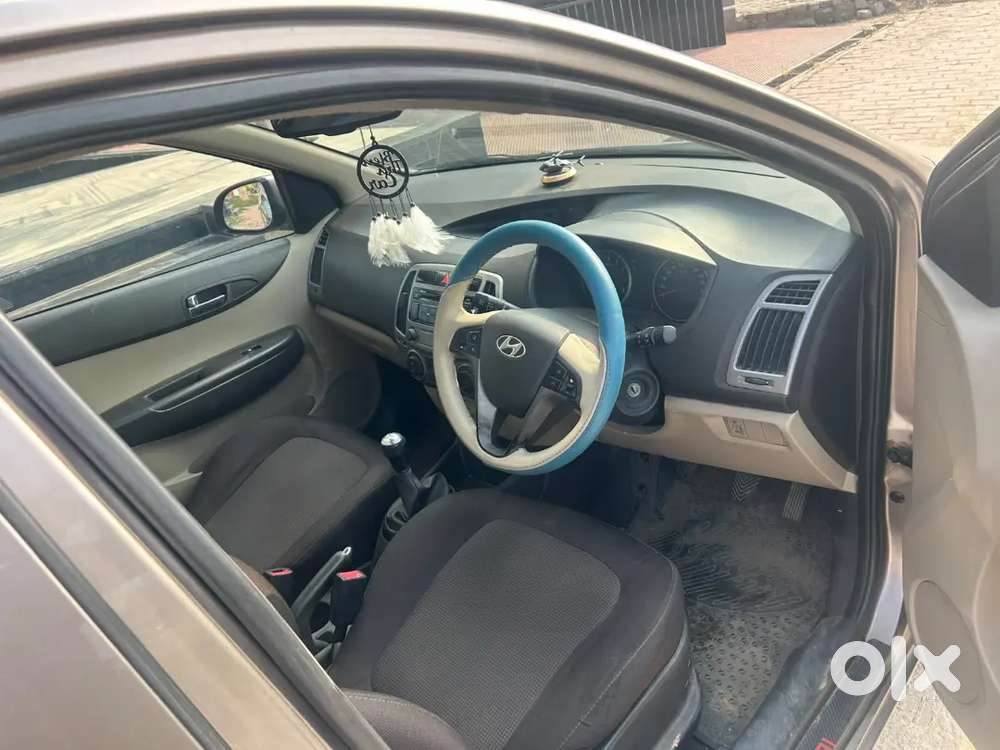 Hyundai I20 Magna Petrol 2013