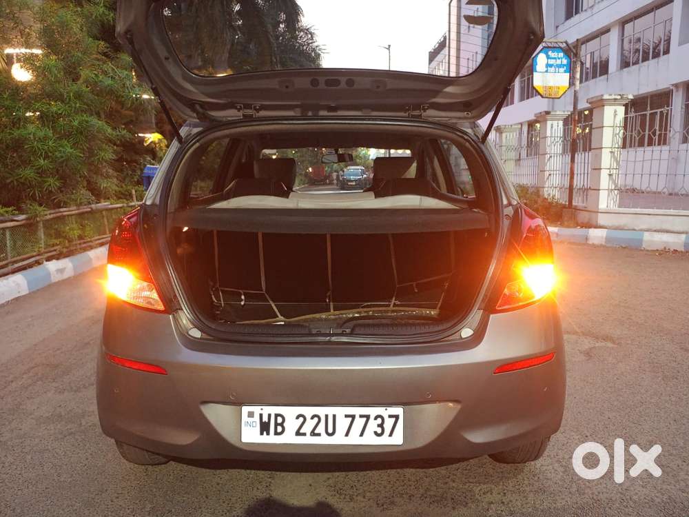 Hyundai I20 Petrol Cvt Magna Executive, 2013, Petrol