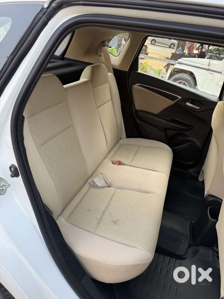 Honda Jazz V Automatic, 2017, Petrol