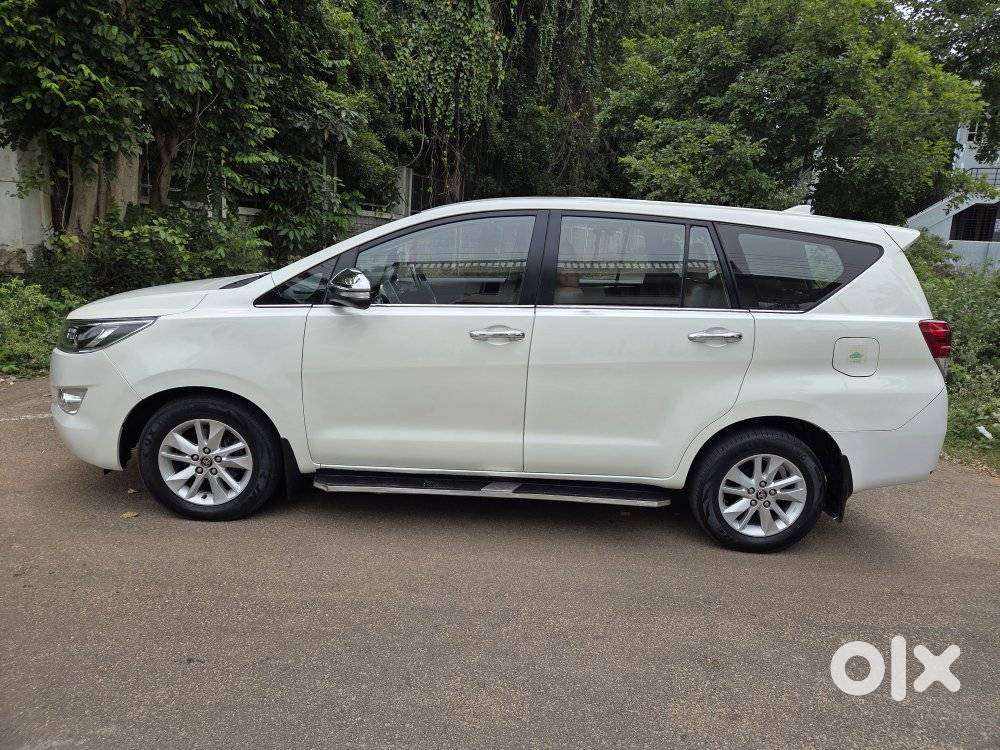 Toyota Innova Crysta 2.8 Z, 2017, Diesel