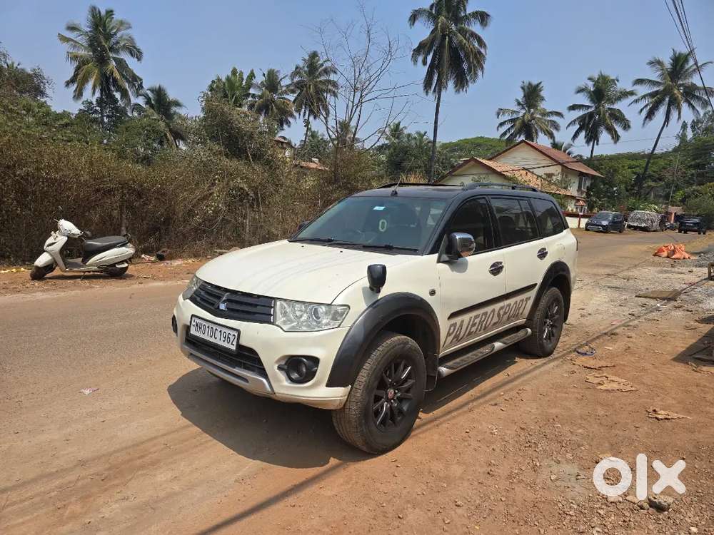 Mitsubishi Pajero Sport 2018 Diesel Well Maintained