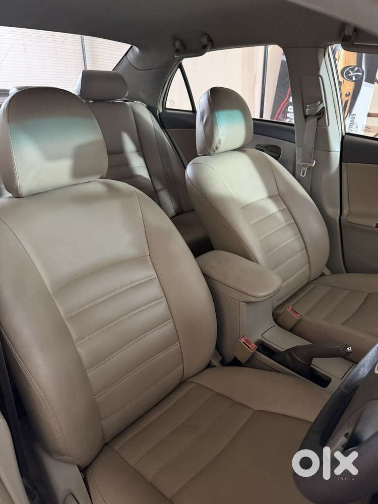 Toyota Corolla Altis G, 2010, Petrol