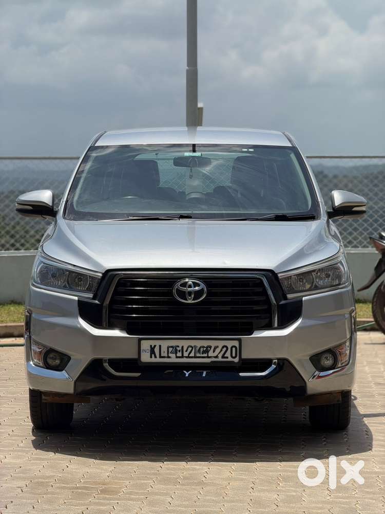 Toyota Innova Crysta Diesel 2016