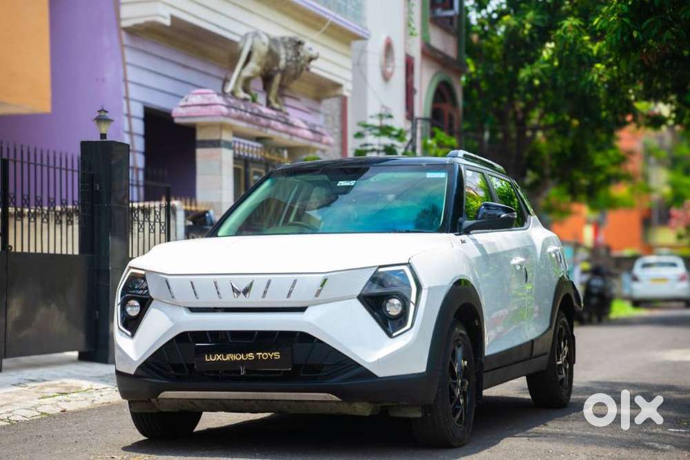 Mahindra Xuv 3xo Ax7l Petrol Mt, 2025, Petrol