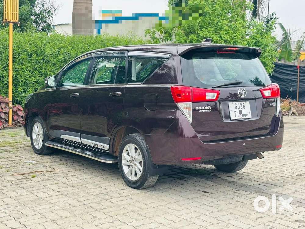 Toyota Innova Crysta 2.8 Gx At 8s, 2017, Diesel