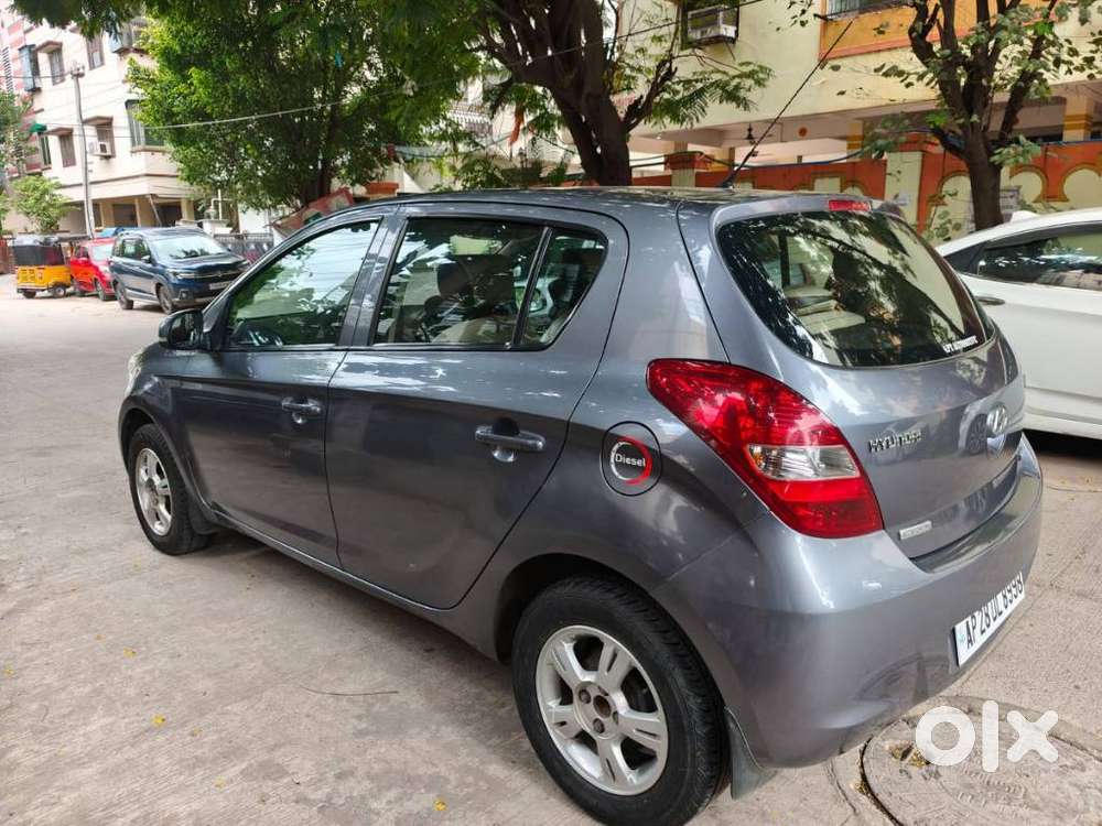 Hyundai I20 Sportz 1.2 Bs-iv, 2011, Diesel