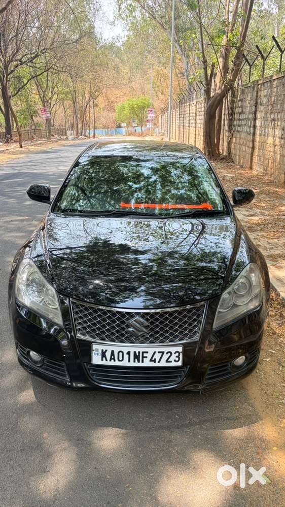 Maruti Suzuki Kizashi 2012
