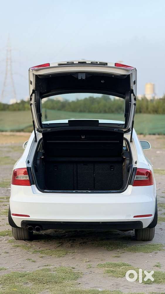 Skoda Superb 2.0 Elegance Tdi Cr At, 2015, Diesel