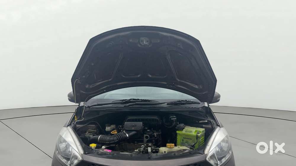 Tata Tiago 1.2 Revotron Xz, 2018, Petrol