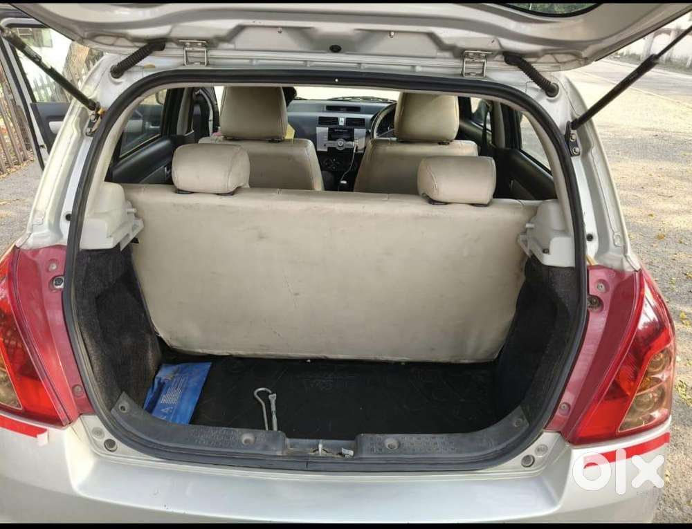 Maruti Suzuki Swift 2011 Petrol Well Maintained