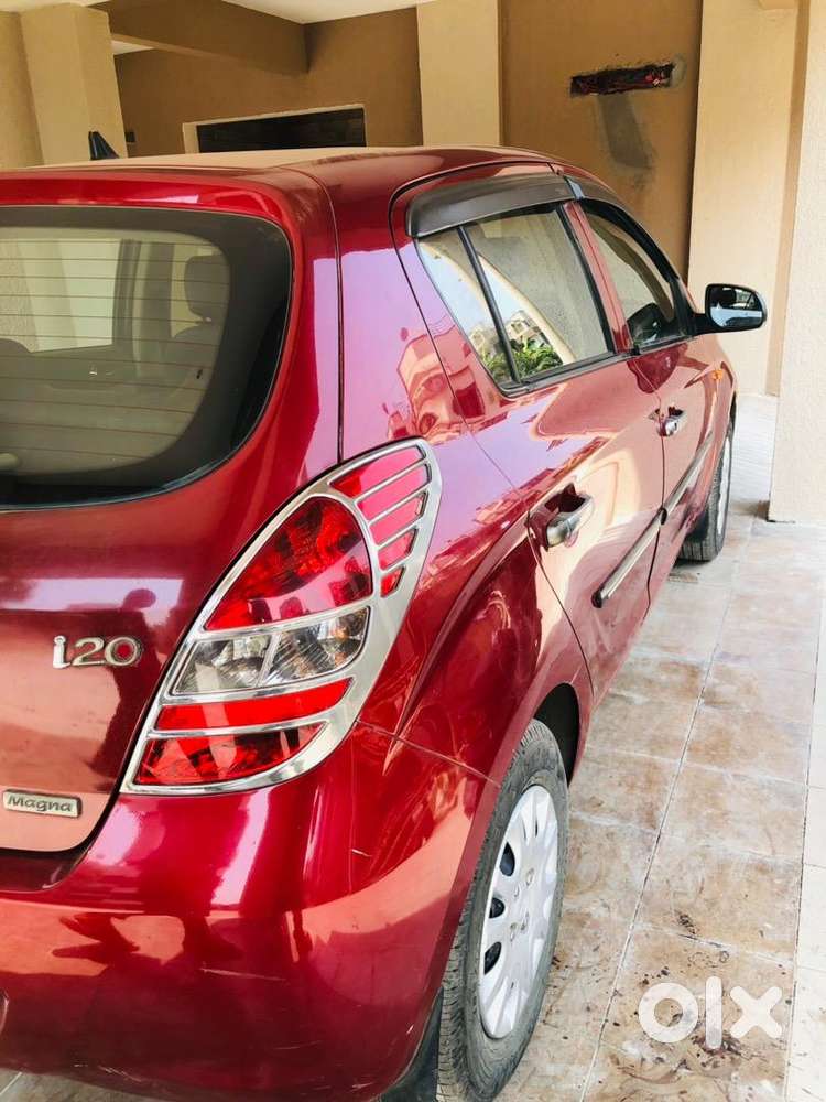 Hyundai I20 2011 Petrol 75000 Km Driven.